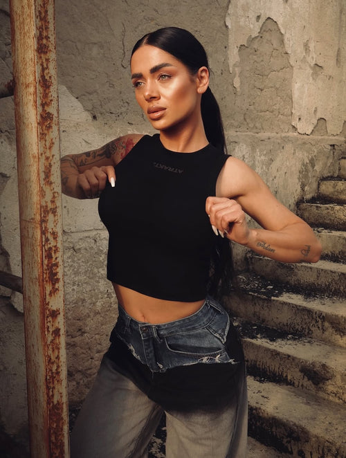 ATRAKT CROP TOP